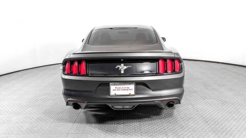 2015 Ford Mustang V6