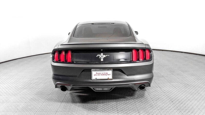 2015 Ford Mustang V6