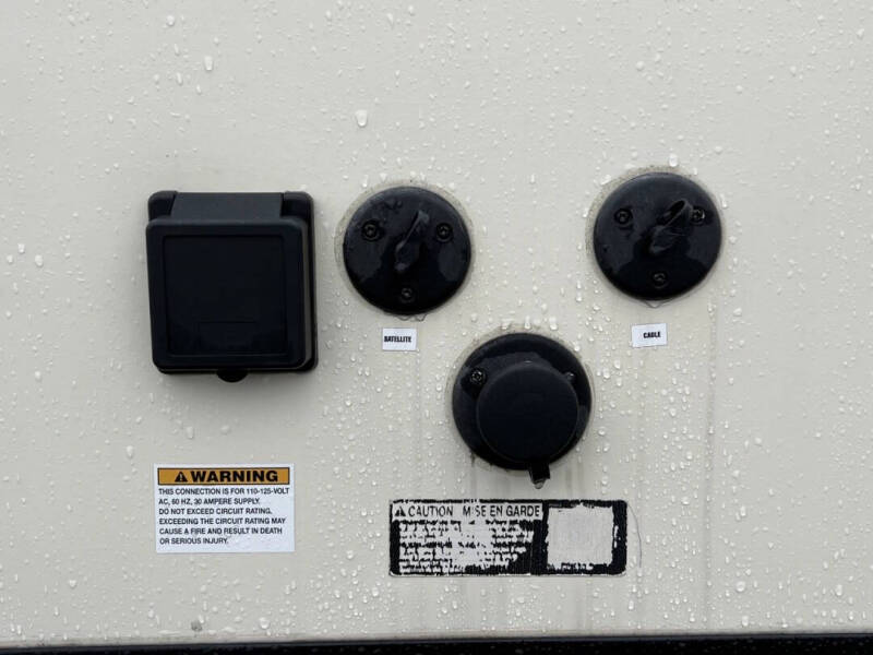 2018 Gulf Stream Coach, Inc 19RBS