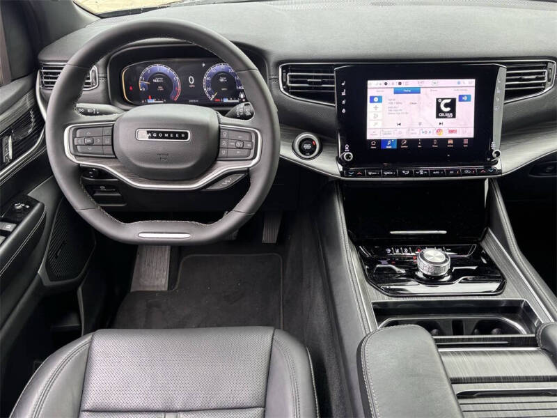 2023 Jeep Wagoneer Series II