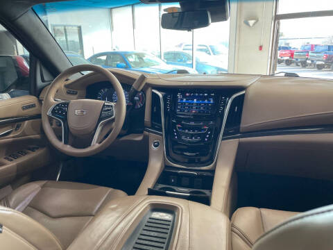 2018 Cadillac Escalade Platinum