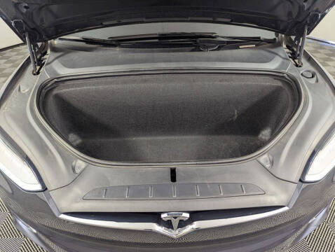 2020 Tesla Model X Long Range