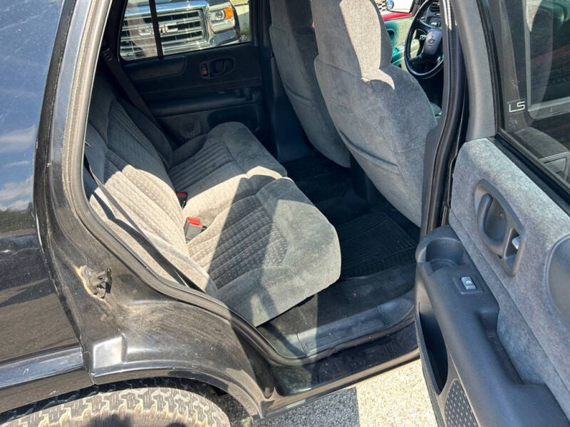 2002 Chevrolet Blazer LS