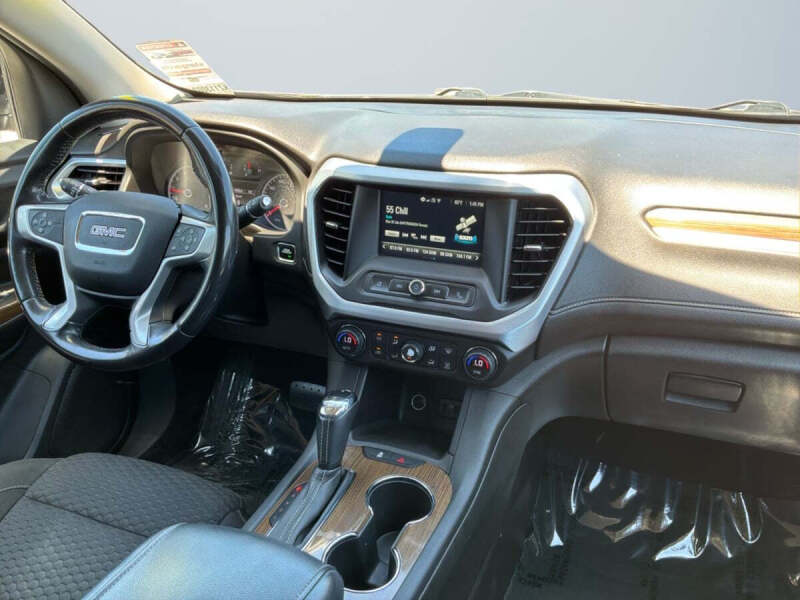 2019 GMC Acadia SLE-1