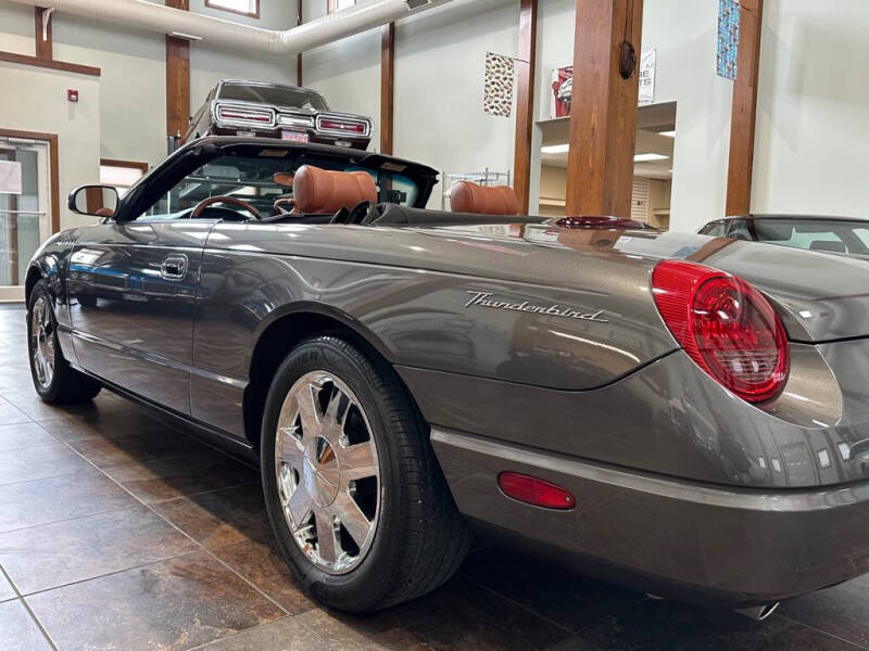 2003 Ford Thunderbird