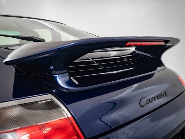 2003 Porsche 911 Carrera