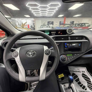 2013 Toyota Prius c Three