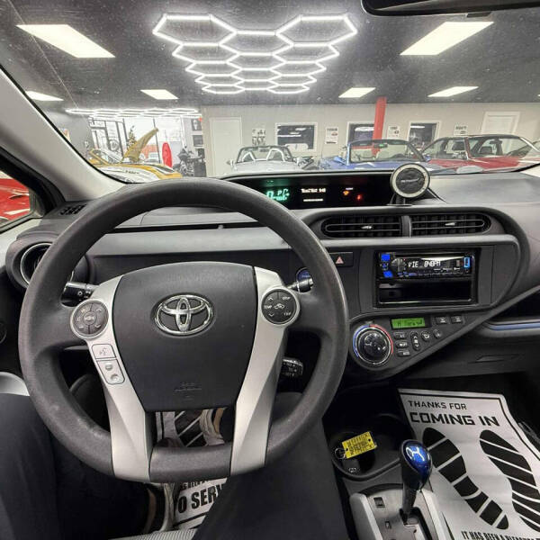 2013 Toyota Prius c Three