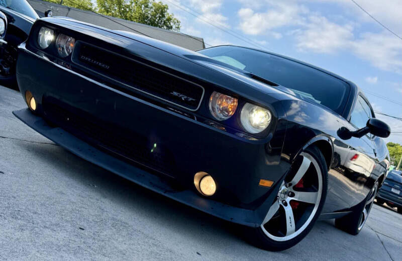 2011 Dodge Challenger SRT8 392
