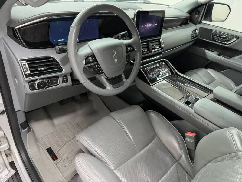 2019 Lincoln Navigator L Select