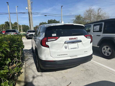 2024 GMC Terrain SLE