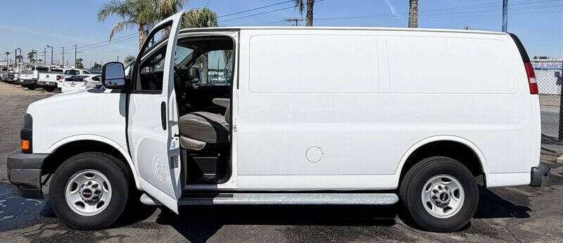 2017 GMC Savana 2500