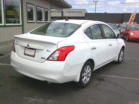 2012 Nissan Versa