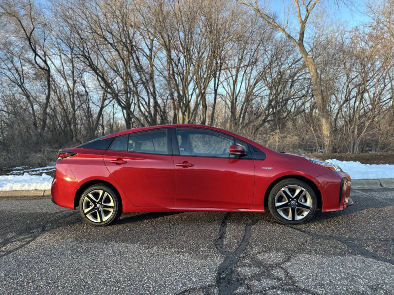 2019 Toyota Prius XLE