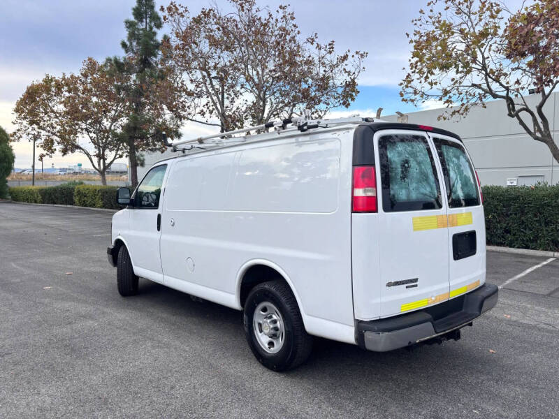2016 Chevrolet Express 2500