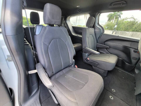 2019 Chrysler Pacifica Touring Plus
