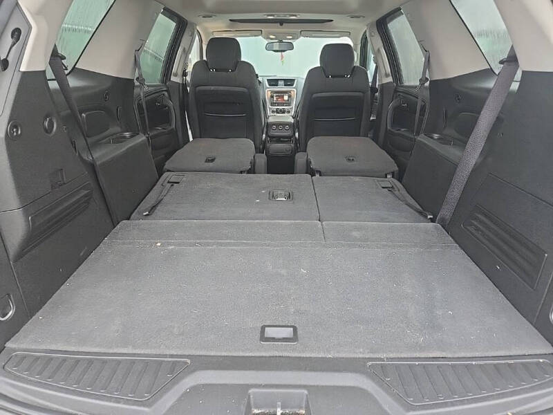 2013 GMC Acadia SLE-2