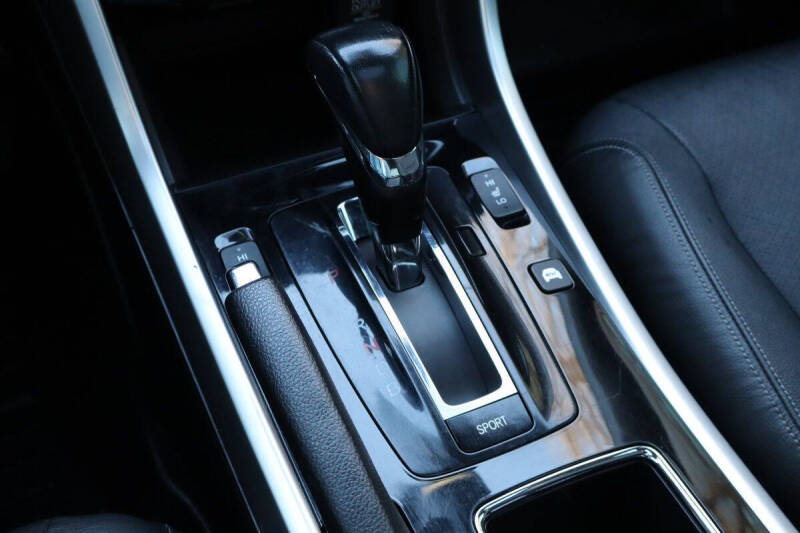 2017 Honda Accord Hybrid EX-L