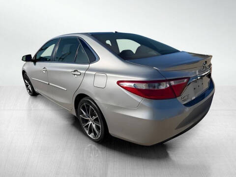 2016 Toyota Camry XLE