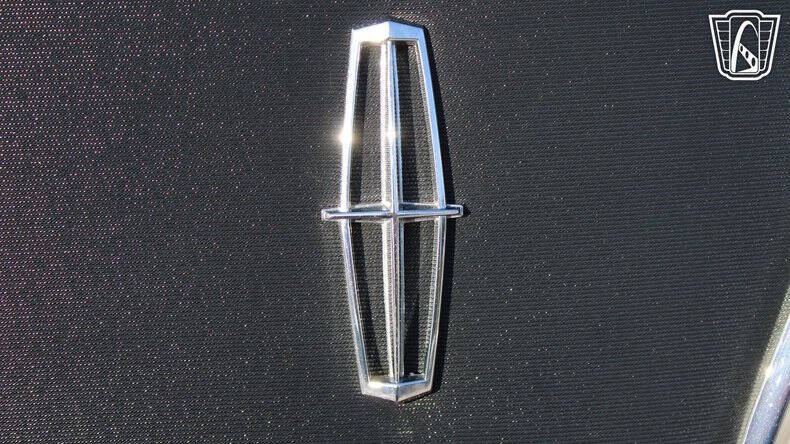 1971 Lincoln Continental