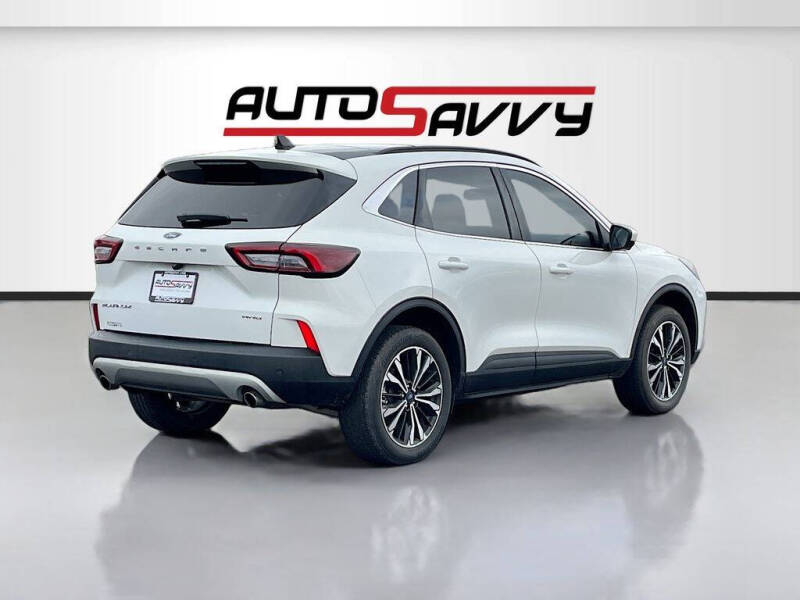 2025 Ford Escape Platinum