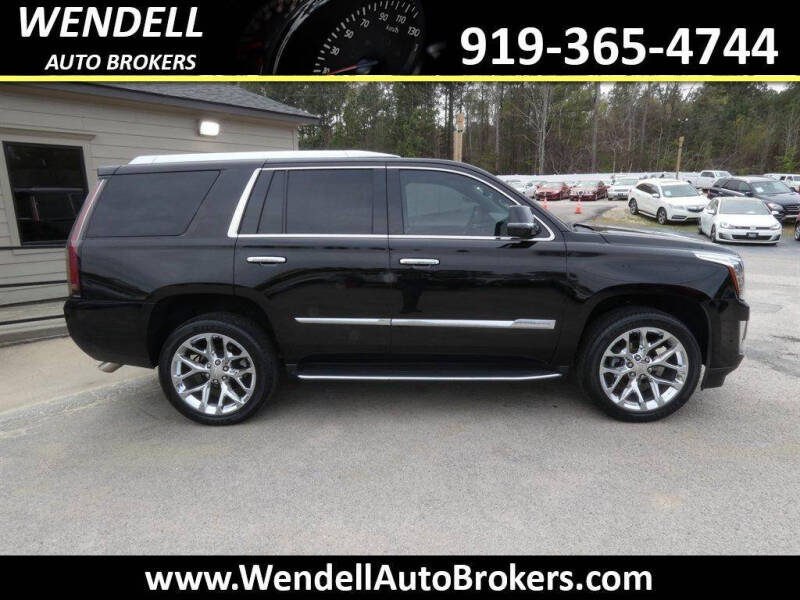 2017 Cadillac Escalade Luxury