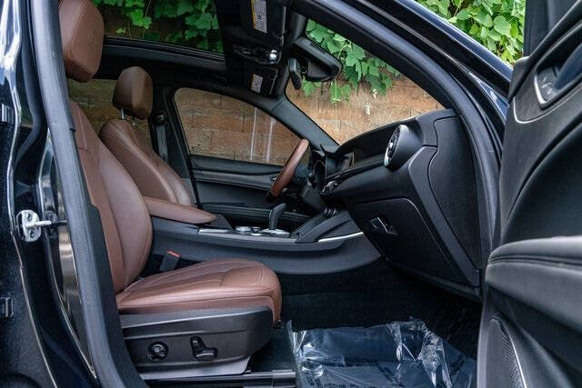 2022 Alfa Romeo Stelvio Ti