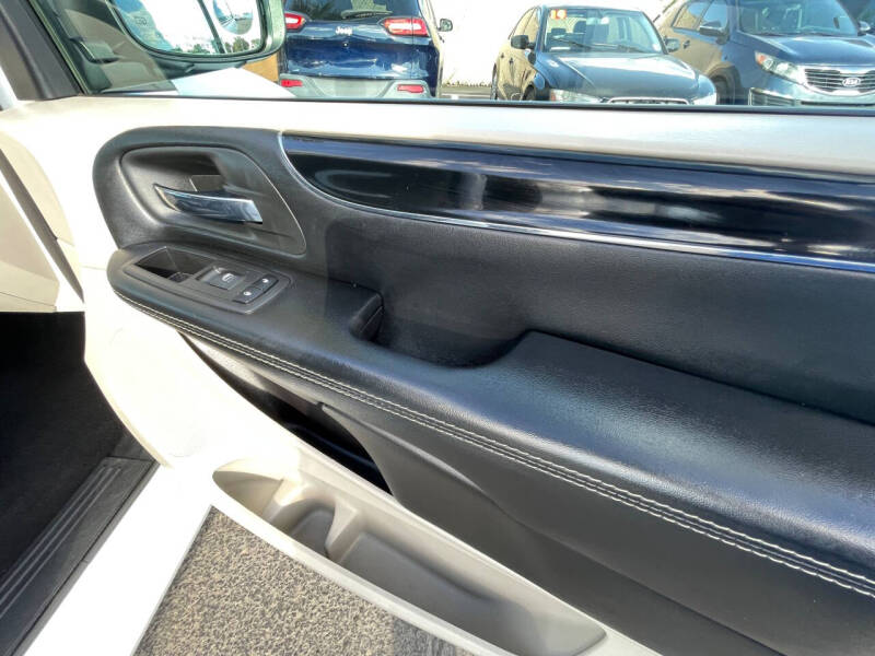 2017 Dodge Grand Caravan SXT