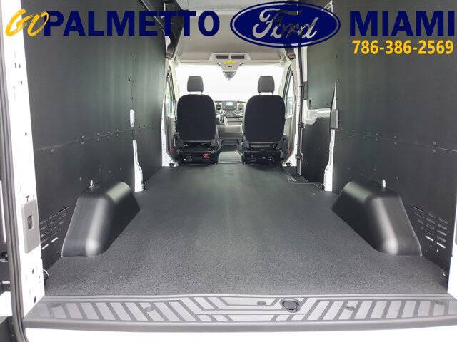 2025 Ford Transit 250