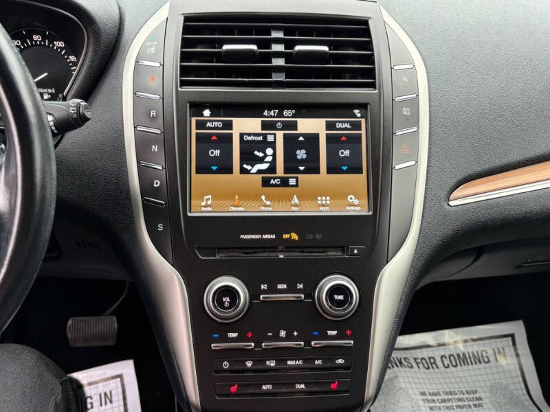 2017 Lincoln MKC Select