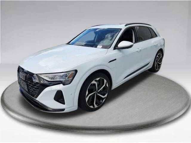 2024 Audi Q8 e-tron quattro Prestige