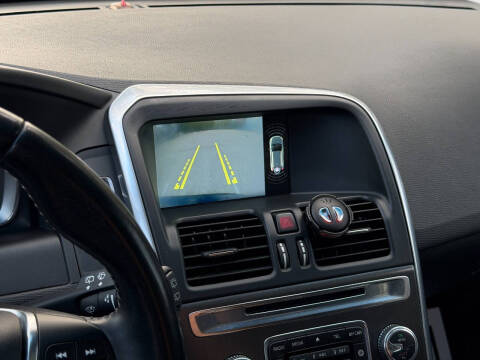 2015 Volvo XC60 T5 Drive-E Premier