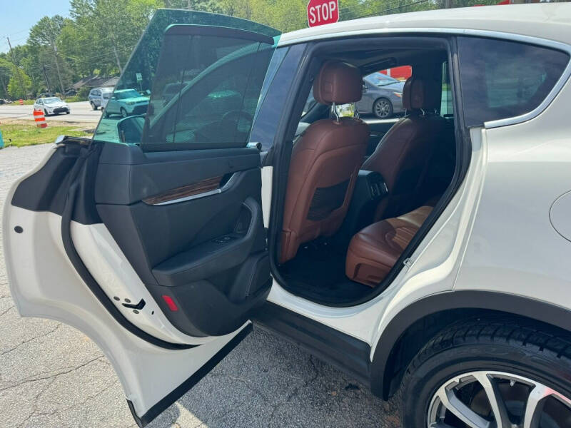 2017 Maserati Levante