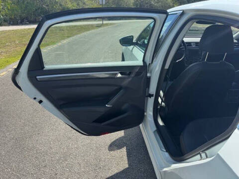 2016 Volkswagen Passat 1.8T SE