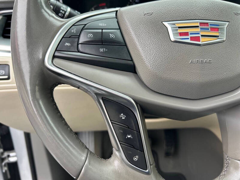 2018 Cadillac XT5 Luxury