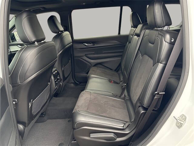 2024 Jeep Grand Cherokee L Altitude X