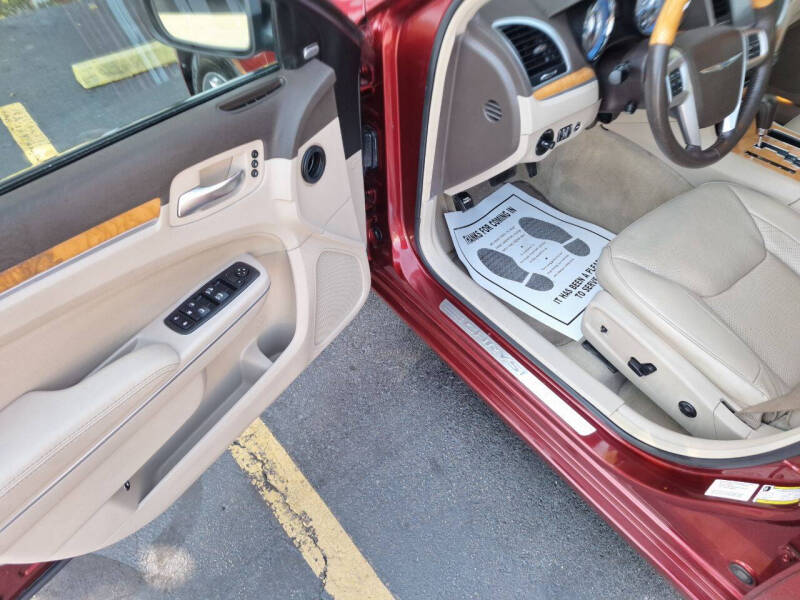 2013 Chrysler 300 C