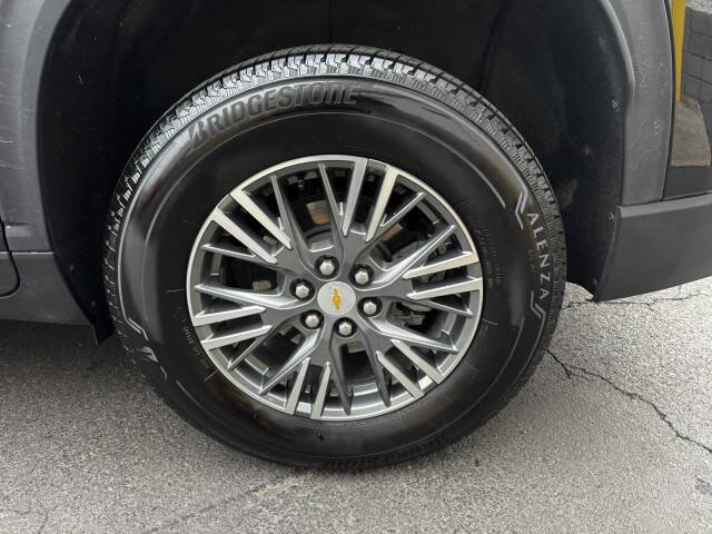 2024 Chevrolet Traverse LT