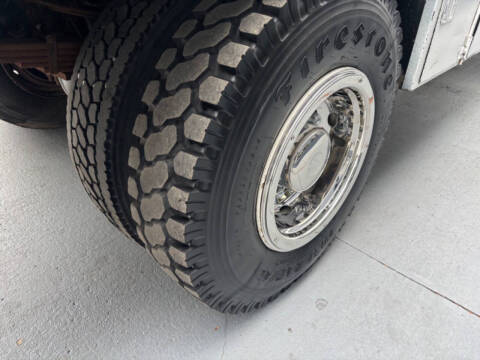 2000 Ford F750 Forestry Bucket Truck