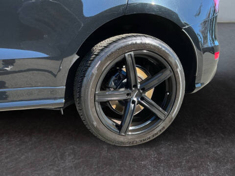 2015 Audi SQ5 3.0T quattro Prestige