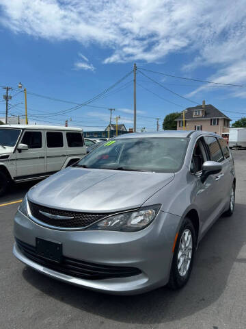 2017 Chrysler Pacifica Touring