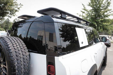 2022 Land Rover Defender 110 X-Dynamic SE