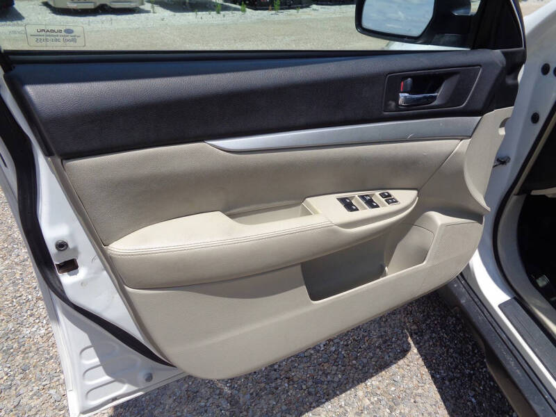 2013 Subaru Outback 2.5i