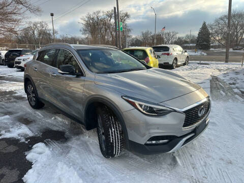 2017 Infiniti QX30 Premium