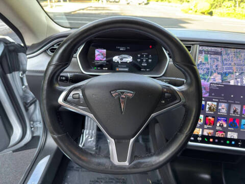 2015 Tesla Model S 85D