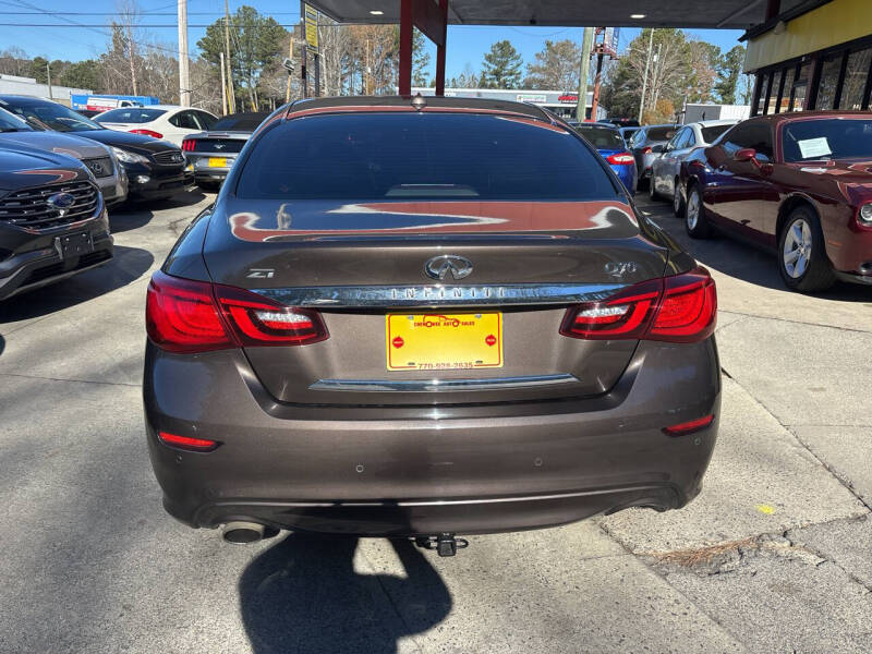 2016 Infiniti Q70 Hybrid