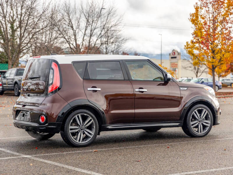 2017 Kia Soul +