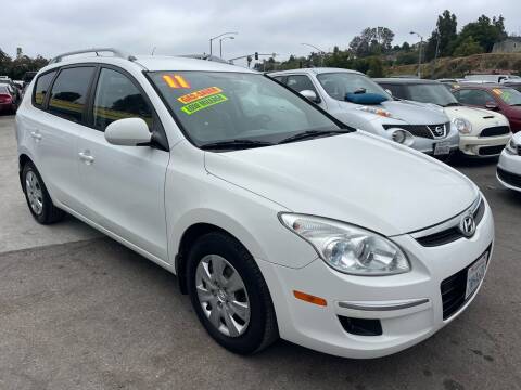 2011 Hyundai Elantra Touring for sale at 1 NATION AUTO GROUP in Vista CA