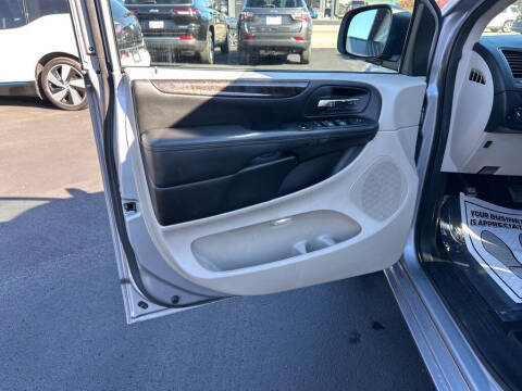 2018 Dodge Grand Caravan SE