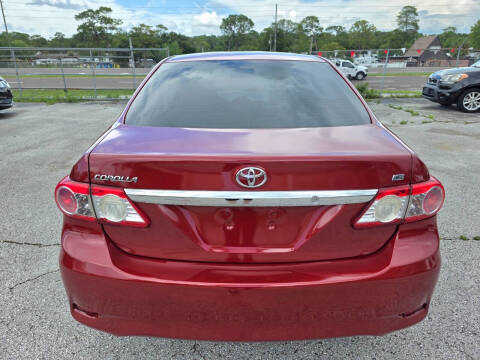 2013 Toyota Corolla LE